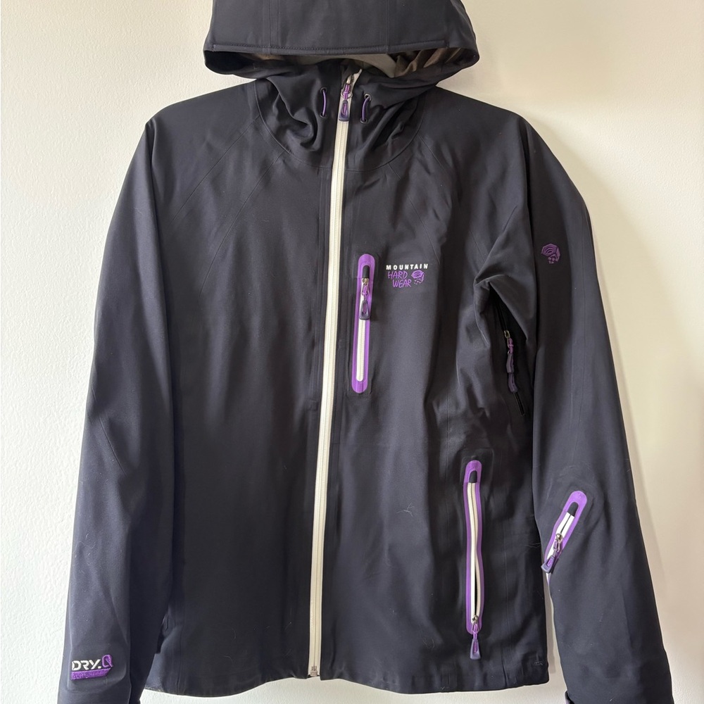 Mountain Hardwear Snowtastic Black Jacket with Purple Trim